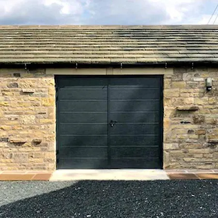 Shepherd's Cottage, * Hawes